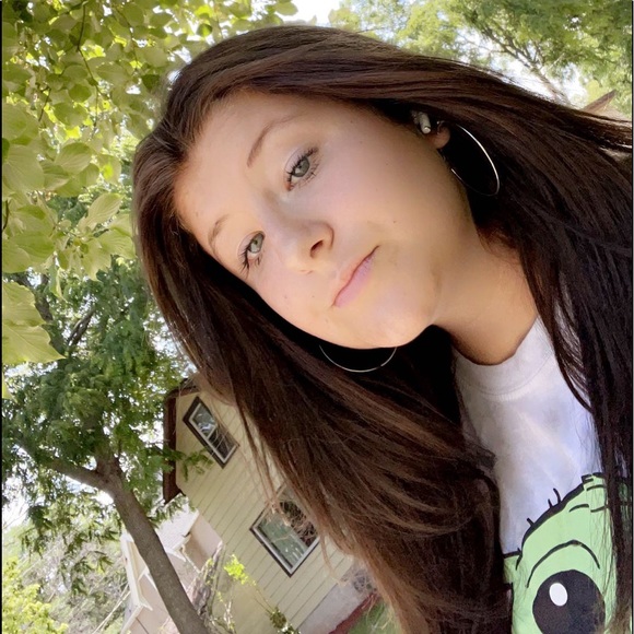 Meet your Posher, Annabelle - Picture 1 of 1